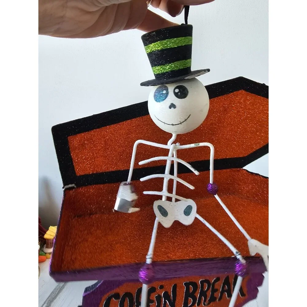 Pier 1 skeleton coffin break glitter RARE Halloween sign hanging decor unique sp